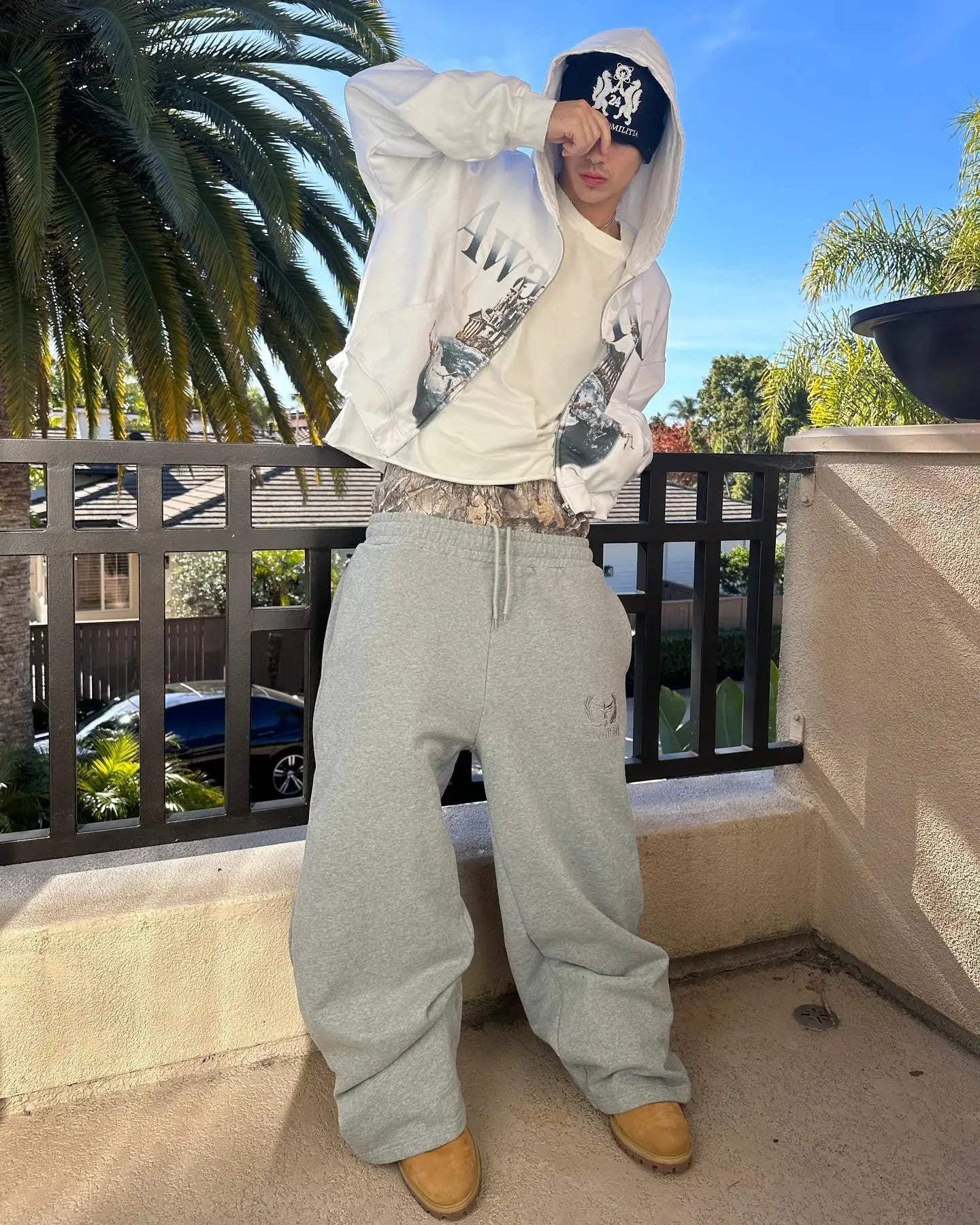 Y2K Retro Sweatpants Double Waisted Embroidered Camouflage Pattern Wide Leg Pants Men Clothes Goth Streetwear Unisex Baggy Pants