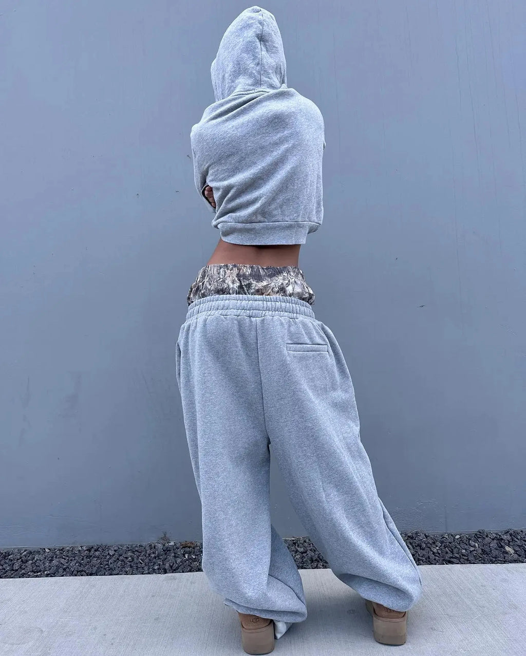 Y2K Retro Sweatpants Double Waisted Embroidered Camouflage Pattern Wide Leg Pants Men Clothes Goth Streetwear Unisex Baggy Pants