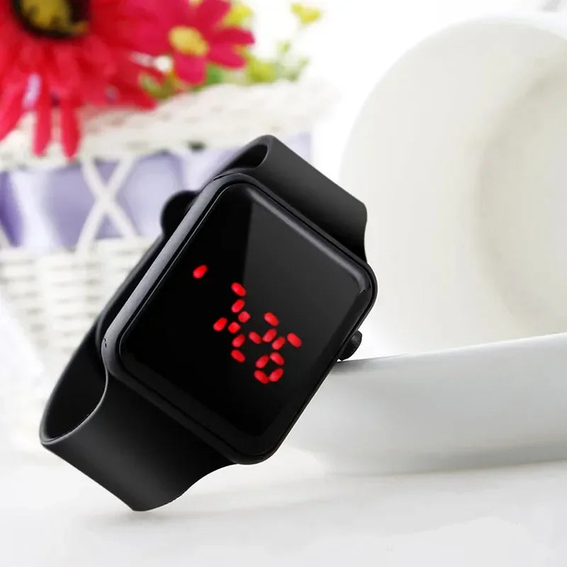 Fashion Digital Watches For Women Men Simple Square Sports LED Wristwatches Silicone Strap Casual Electronic Clock Reloj Hombre