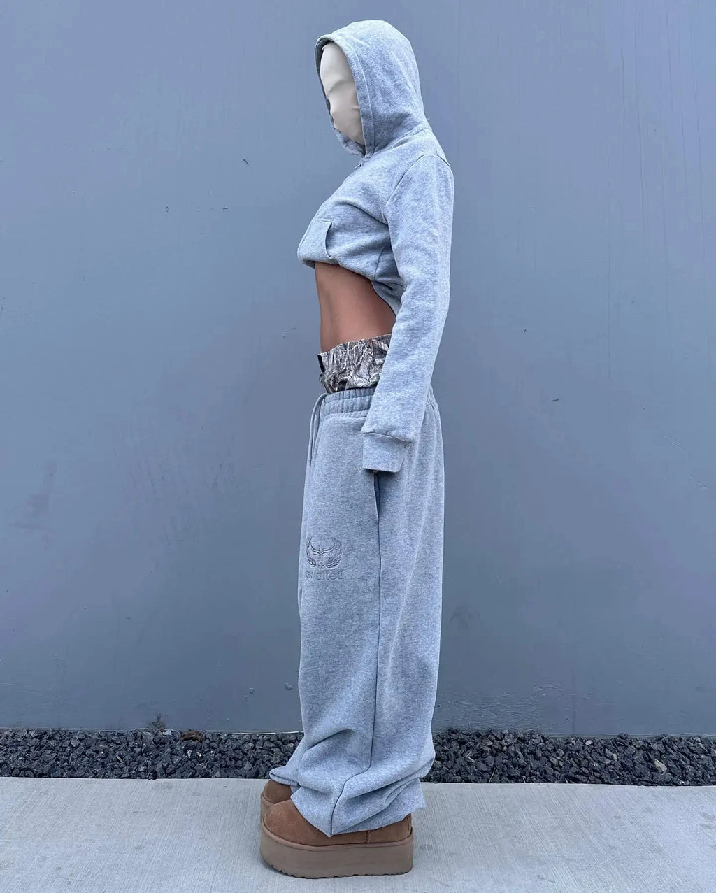 Y2K Retro Sweatpants Double Waisted Embroidered Camouflage Pattern Wide Leg Pants Men Clothes Goth Streetwear Unisex Baggy Pants
