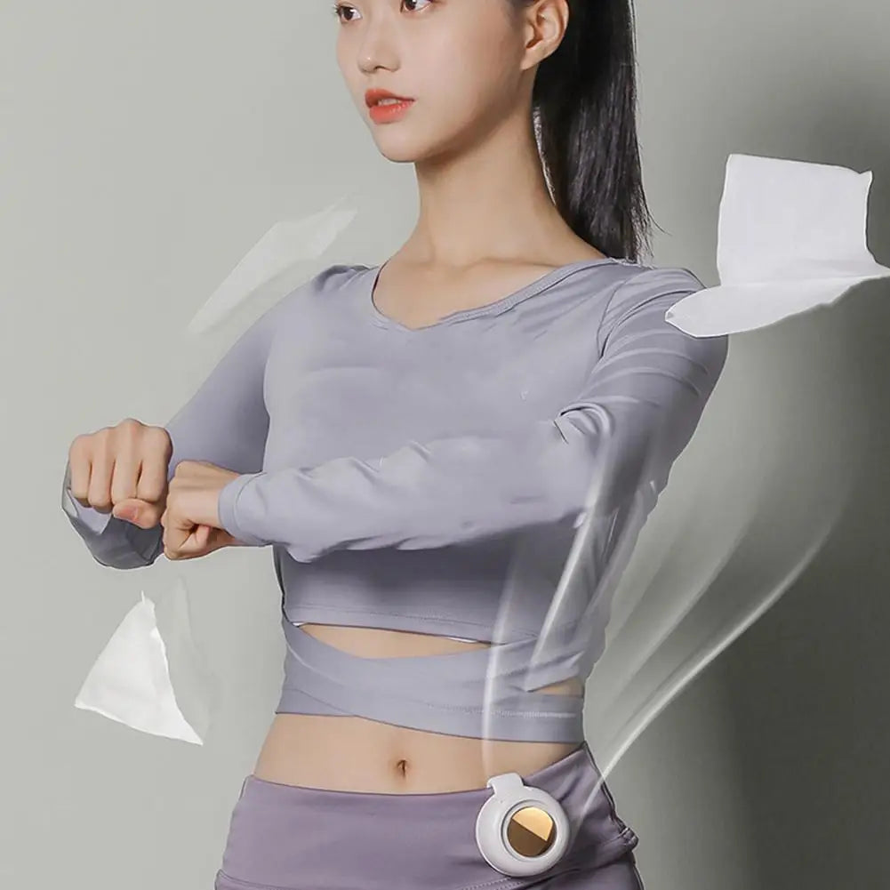 Portable Silent Mini Bladeless Electric Fan,Small fan Clip on Shirt Waist Mini Bladeless Fan Adjustable 3-Speed For Outdoor NEW