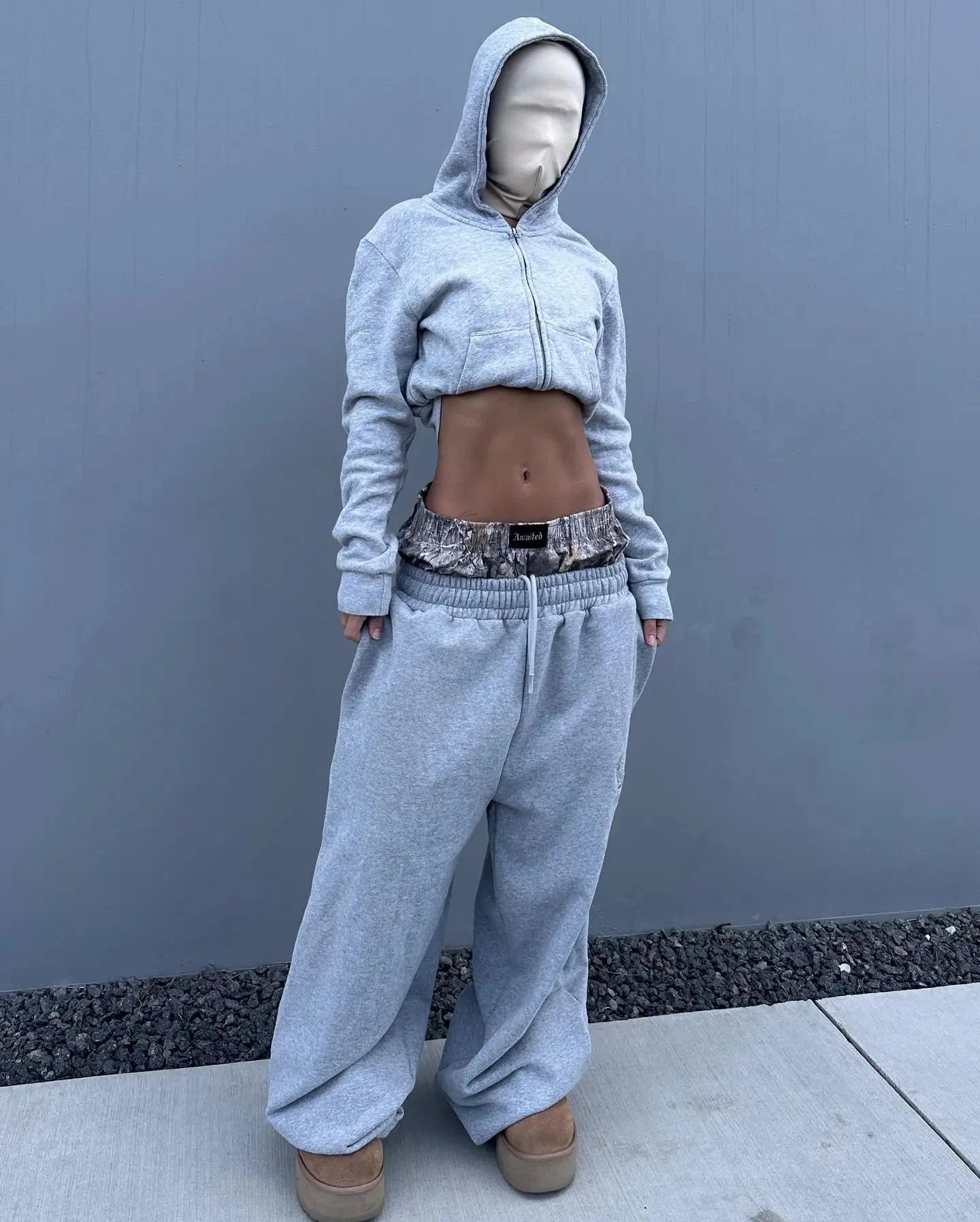 Y2K Retro Sweatpants Double Waisted Embroidered Camouflage Pattern Wide Leg Pants Men Clothes Goth Streetwear Unisex Baggy Pants